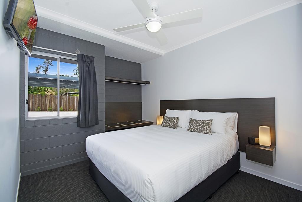 Cooroy Luxury Motel Apartments Room photo