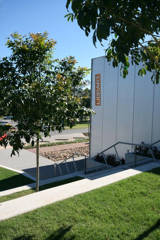 Cooroy Luxury Motel Apartments Exterior photo